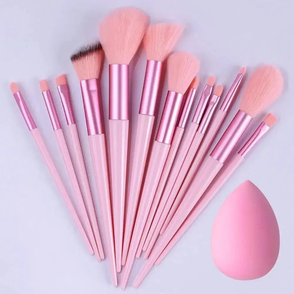 13-Piece Professional Makeup Brush Set Soft Fluffy Kabuki Blending Eyeshadow Foundation Powder Beauty Tools for Cosmetic Application