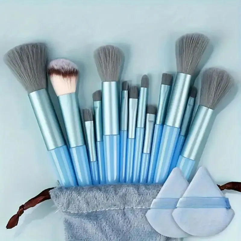 13-Piece Professional Makeup Brush Set Soft Fluffy Kabuki Blending Eyeshadow Foundation Powder Beauty Tools for Cosmetic Application