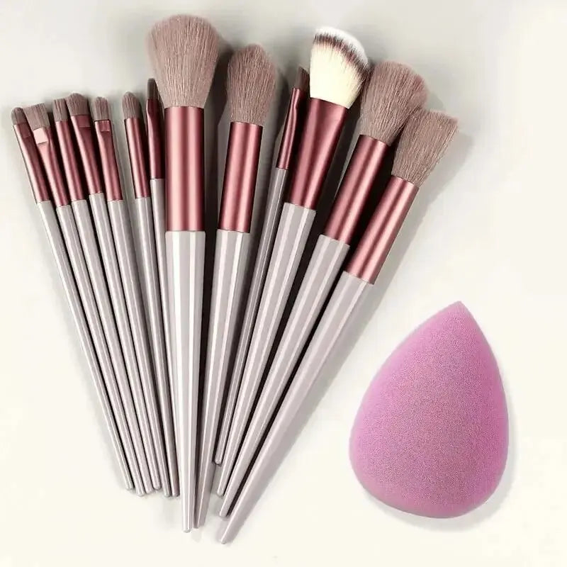13-Piece Professional Makeup Brush Set Soft Fluffy Kabuki Blending Eyeshadow Foundation Powder Beauty Tools for Cosmetic Application