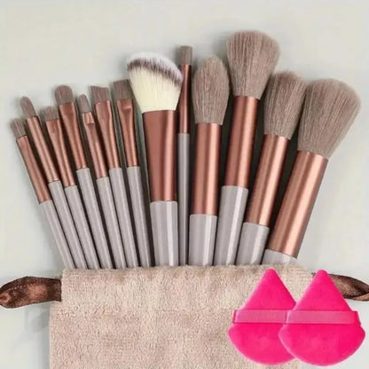 13-Piece Professional Makeup Brush Set Soft Fluffy Kabuki Blending Eyeshadow Foundation Powder Beauty Tools for Cosmetic Application